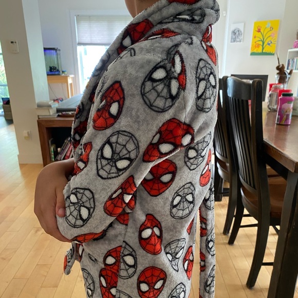 Dressing gown âge 4 in excellent condition - Picture 3 of 4